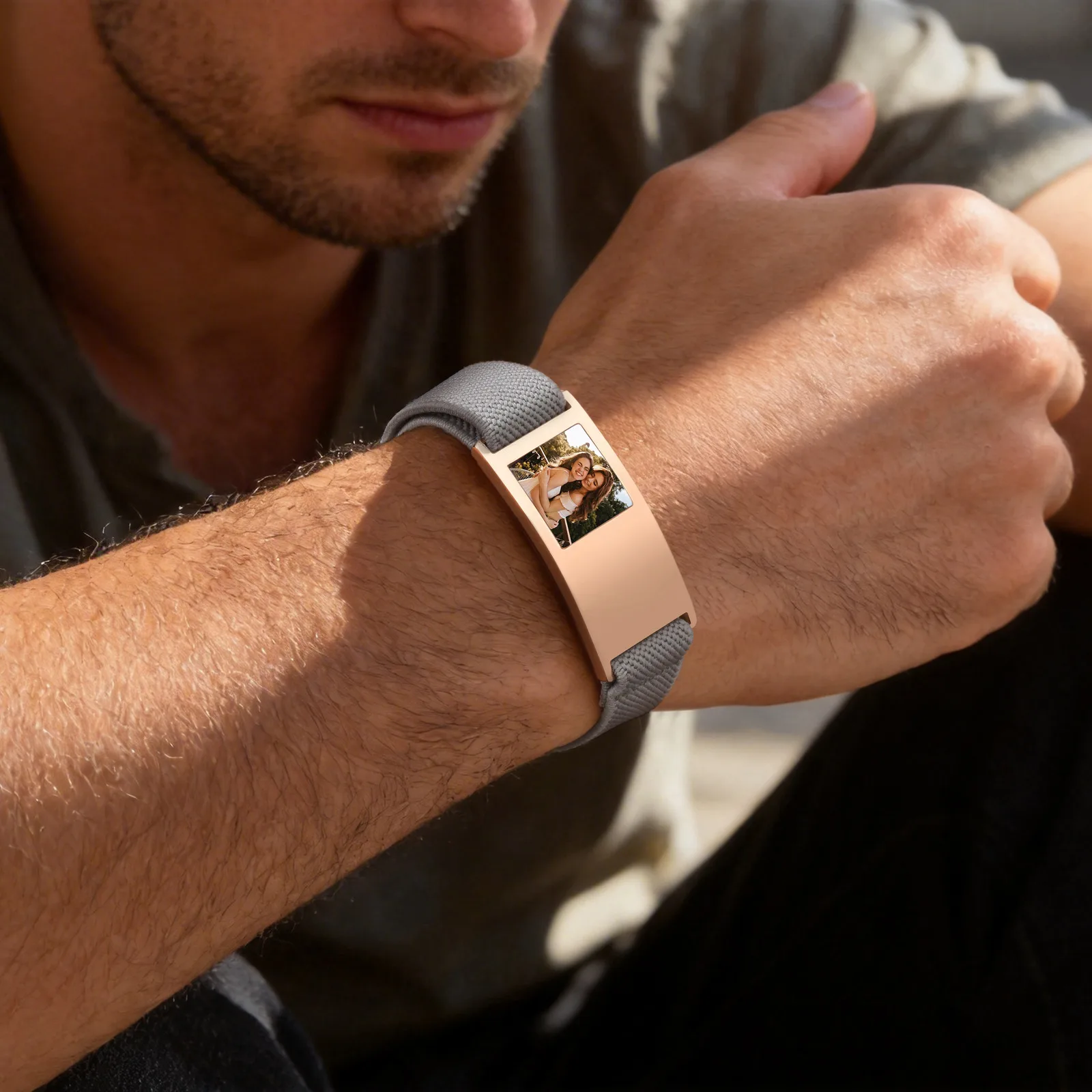 Vnox Personalized Photo Name Bracelet for Men Women, Free Engraving Custom Engraved Stainless Steel ID Bangle, Elastic Wristband
Vnox Personalized Photo Name Bracelet for Men Women, Free Engraving Custom Engraved Stainless Steel ID Bangle, Elastic Wristband