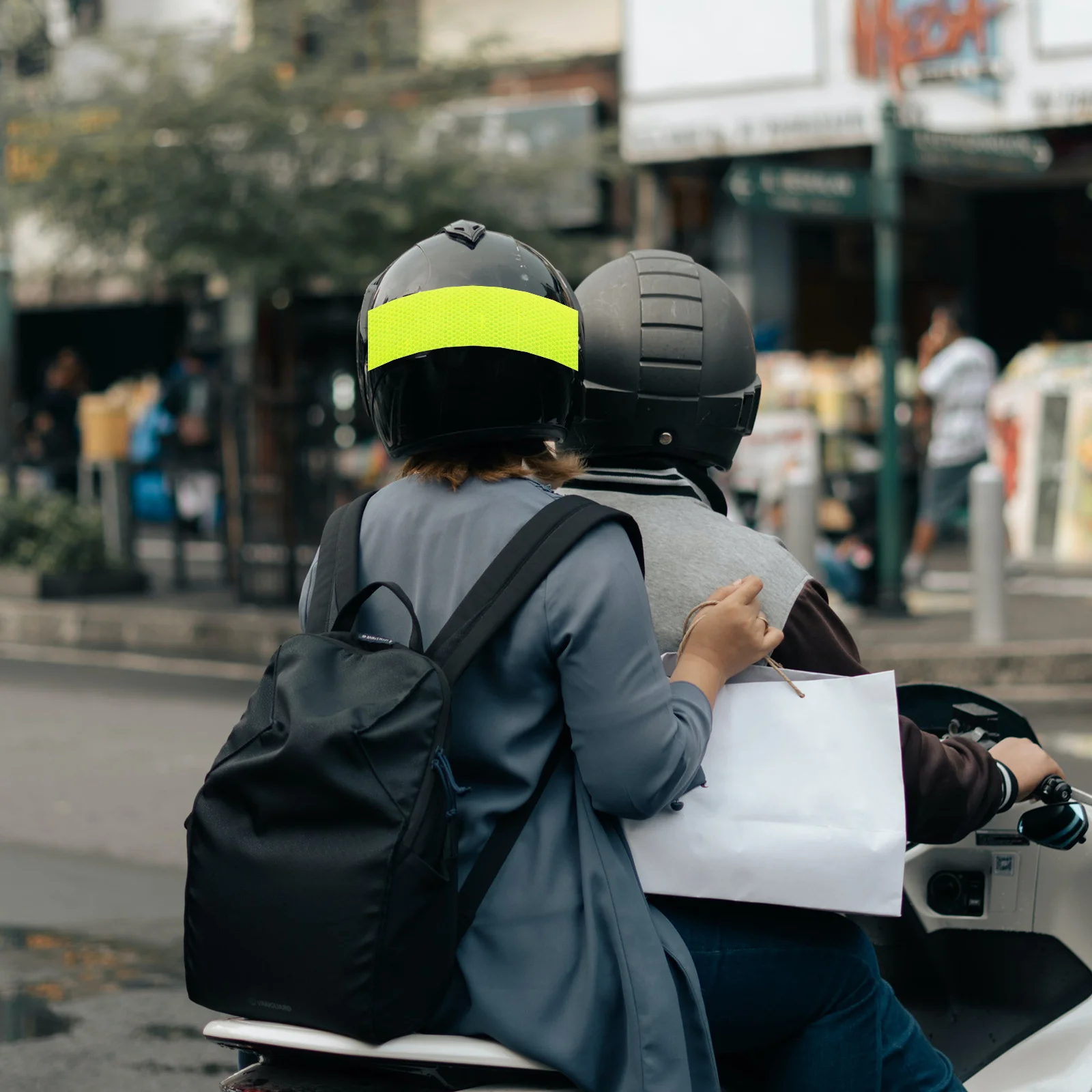4 шт. самоклеящаяся светоотражающая лента для автомобиля, водонепроницаемая, высокая видимость, ночная предупреждающая лента, наклейки для грузовиков
4 шт. самоклеящаяся светоотражающая лента для автомобиля, водонепроницаемая, высокая видимость, ночная предупреждающая лента, наклейки для грузовиков