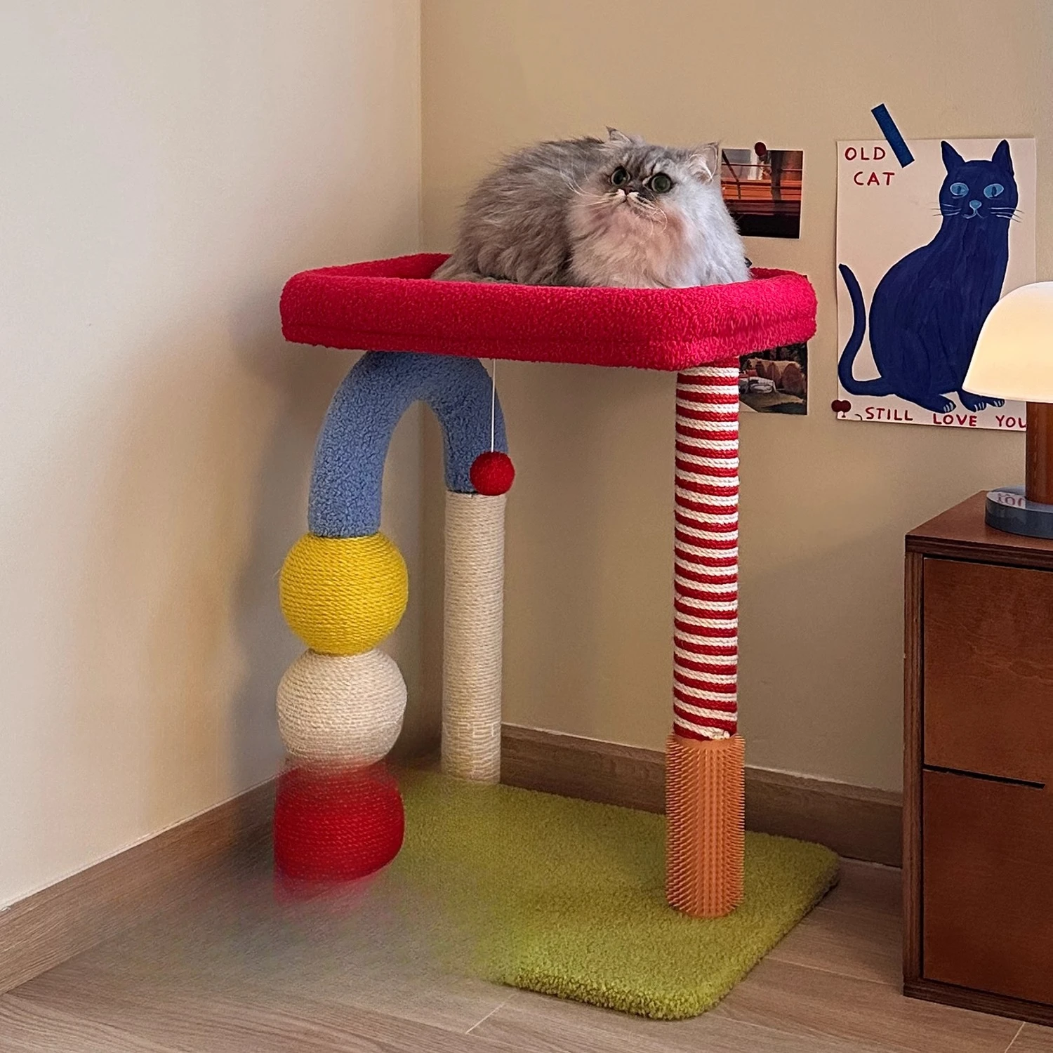 OCA small U-shaped cat climbing frame, nest and tree integrated, does not occupy the platform shelf, sisal cat scratching column
OCA small U-shaped cat climbing frame, nest and tree integrated, does not occupy the platform shelf, sisal cat scratching column