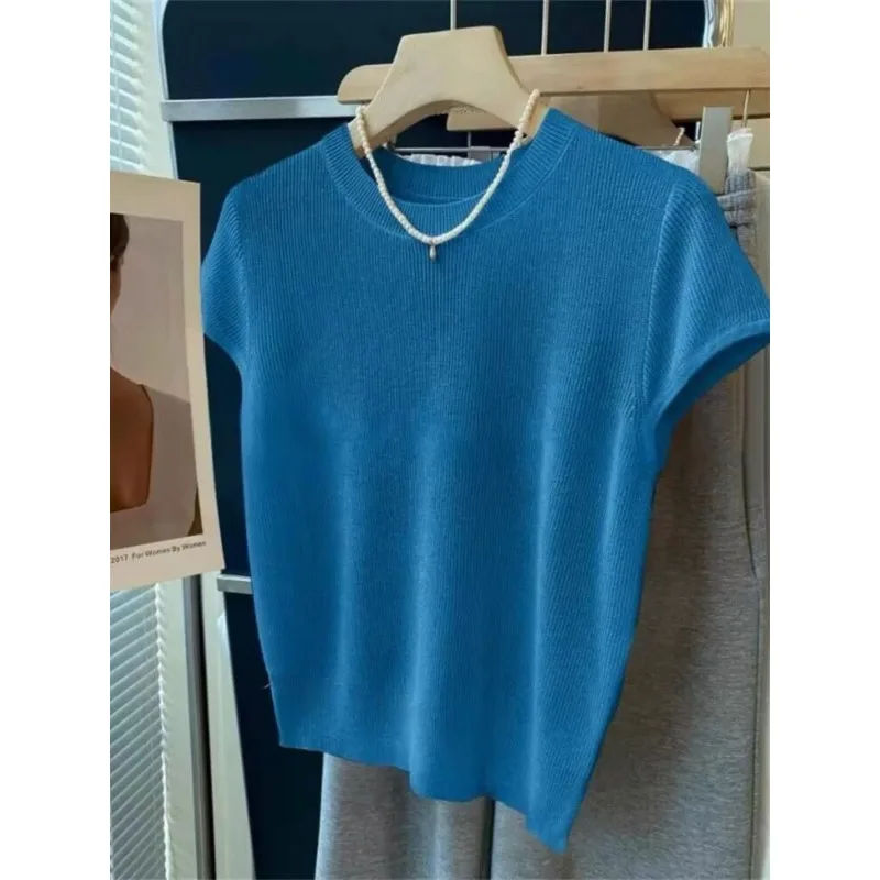 Women's Blue Ribbed Knit Short Sleeve Top Crew Neck Slim Fit Casual Knitwear
Women's Blue Ribbed Knit Short Sleeve Top Crew Neck Slim Fit Casual Knitwear