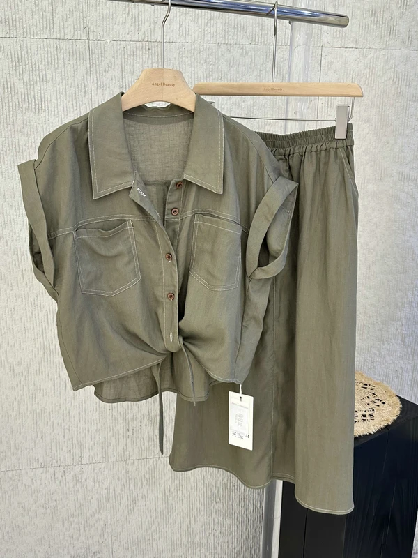Loose Linen Summer 2026 Women's Shirt Skirt Set Casual Bowed Waist Midi Skirt Long Sleeve Button up Shirt Spring Summer
Loose Linen Summer 2026 Women's Shirt Skirt Set Casual Bowed Waist Midi Skirt Long Sleeve Button up Shirt Spring Summer