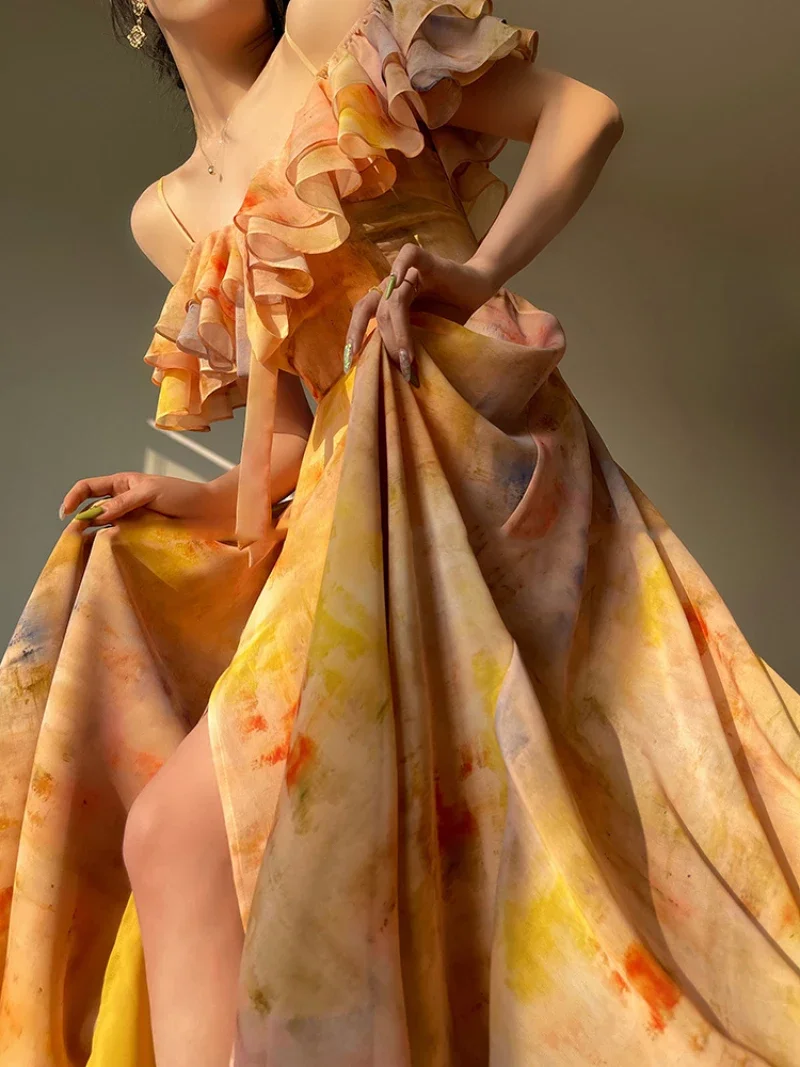 Vintage Print Midi Dresses for Women 2024 New Summer French Elegant Spaghetti Strap Ruffle Female Clothes Casual Holiday Dress
Vintage Print Midi Dresses for Women 2024 New Summer French Elegant Spaghetti Strap Ruffle Female Clothes Casual Holiday Dress