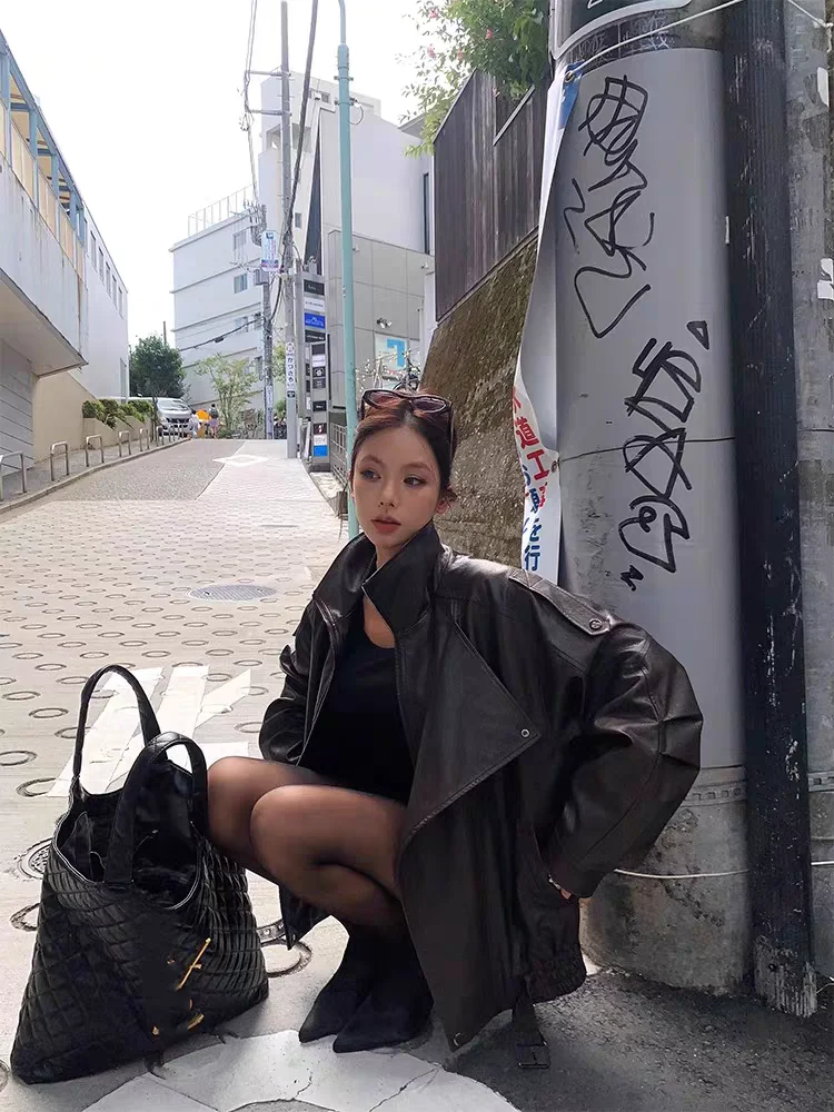 Весна 2026: Новая ретро-куртка Y2K для женщин, на молнии, оверсайз, уличная одежда, верхняя одежда и куртки
Весна 2026: Новая ретро-куртка Y2K для женщин, на молнии, оверсайз, уличная одежда, верхняя одежда и куртки