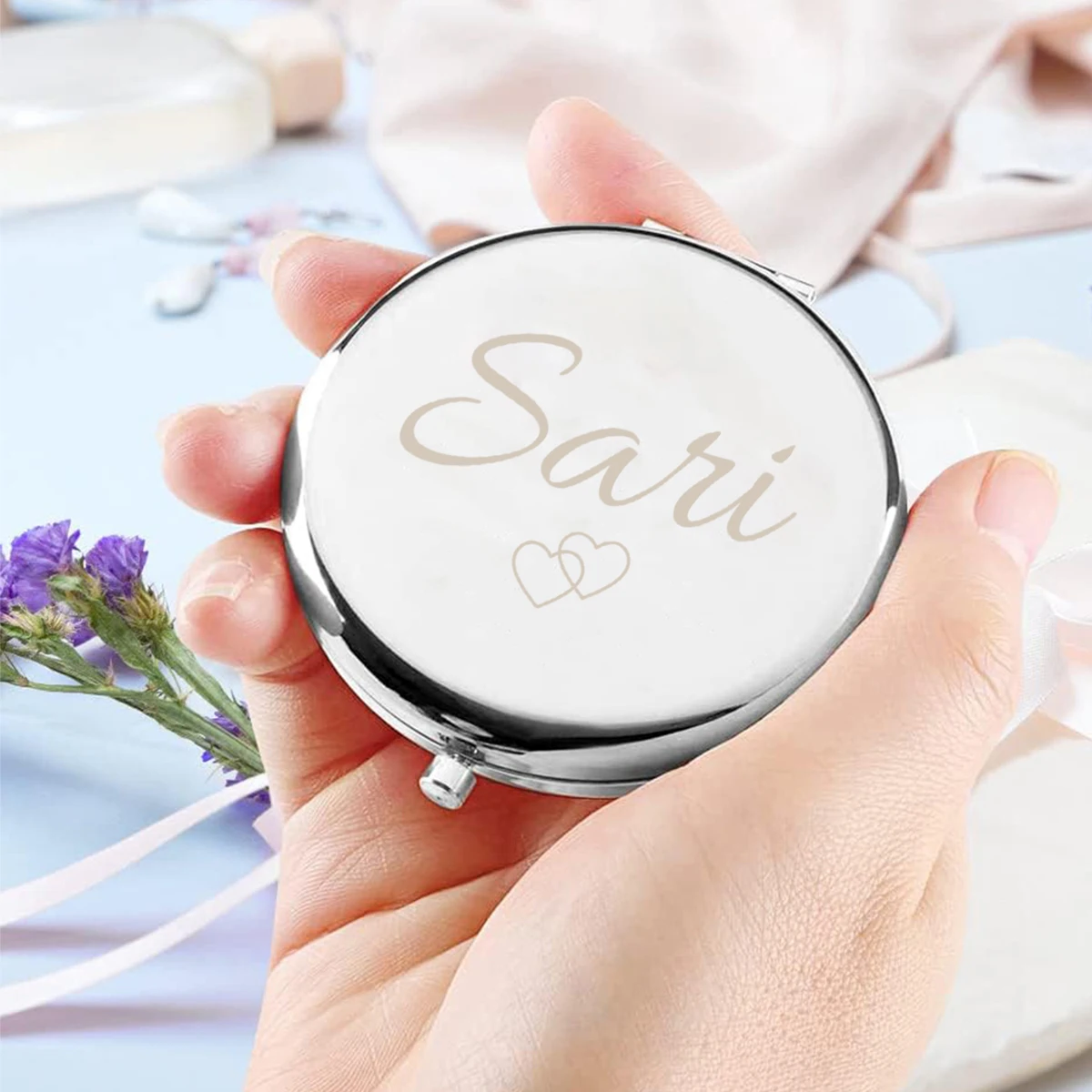 1pc love Simplicity Diy Old Engraving Custom Name Makeup Mirror Metal Sliver Valentine Gift
1pc love Simplicity Diy Old Engraving Custom Name Makeup Mirror Metal Sliver Valentine Gift