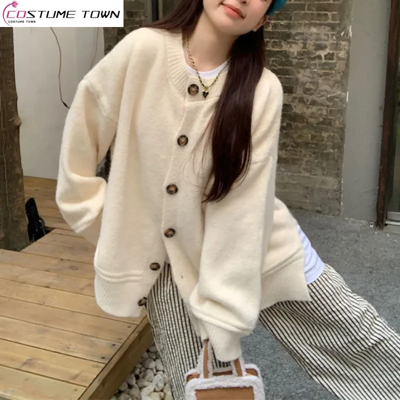 Japanese Solid Color V-neck Long Sleeved Sweater Jacket for Women's Spring and Autumn Coarse Knitted Cardigan Loose Top
Japanese Solid Color V-neck Long Sleeved Sweater Jacket for Women's Spring and Autumn Coarse Knitted Cardigan Loose Top