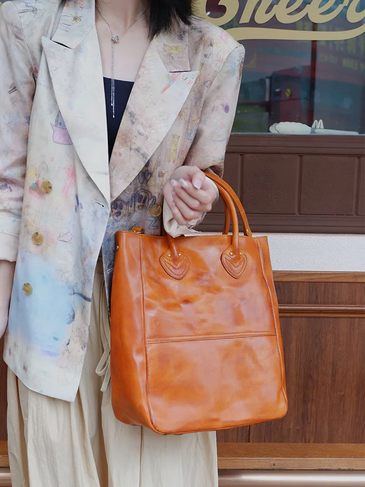 Vintage vegetable tanned cowhide women's large-capacity tote bag casual designer handmade thick genuine leather shopping handbag
Vintage vegetable tanned cowhide women's large-capacity tote bag casual designer handmade thick genuine leather shopping handbag