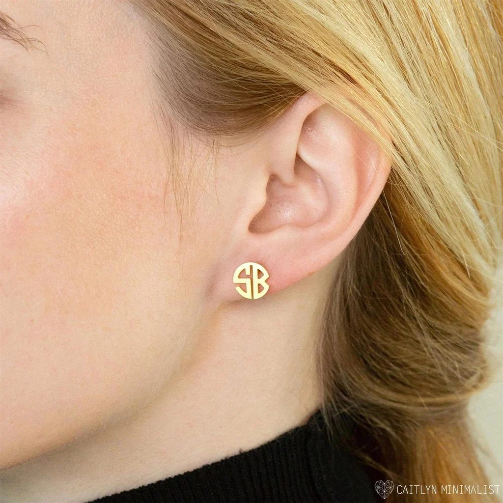 1-3 Letter Custom Stud Earrings for Women Name Initials Asymmetric Stainless Steel Earring Simple Fashion Personalized Jewelry
1-3 Letter Custom Stud Earrings for Women Name Initials Asymmetric Stainless Steel Earring Simple Fashion Personalized Jewelry