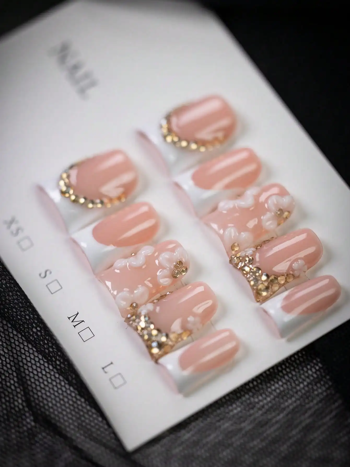 10pcs Y2K 3D White Flower Short Duckbill Press-On Nails, Handmade French Manicure with Sparkling Rhinestones. Sweet & Cute for Summer & Autumn. For Daily, Travel & Party. Great Gift for Women & Girls.
10pcs Y2K 3D White Flower Short Duckbill Press-On Nails, Handmade French Manicure with Sparkling Rhinestones. Sweet & Cute for Summer & Autumn. For Daily, Travel & Party. Great Gift for Women & Girls.