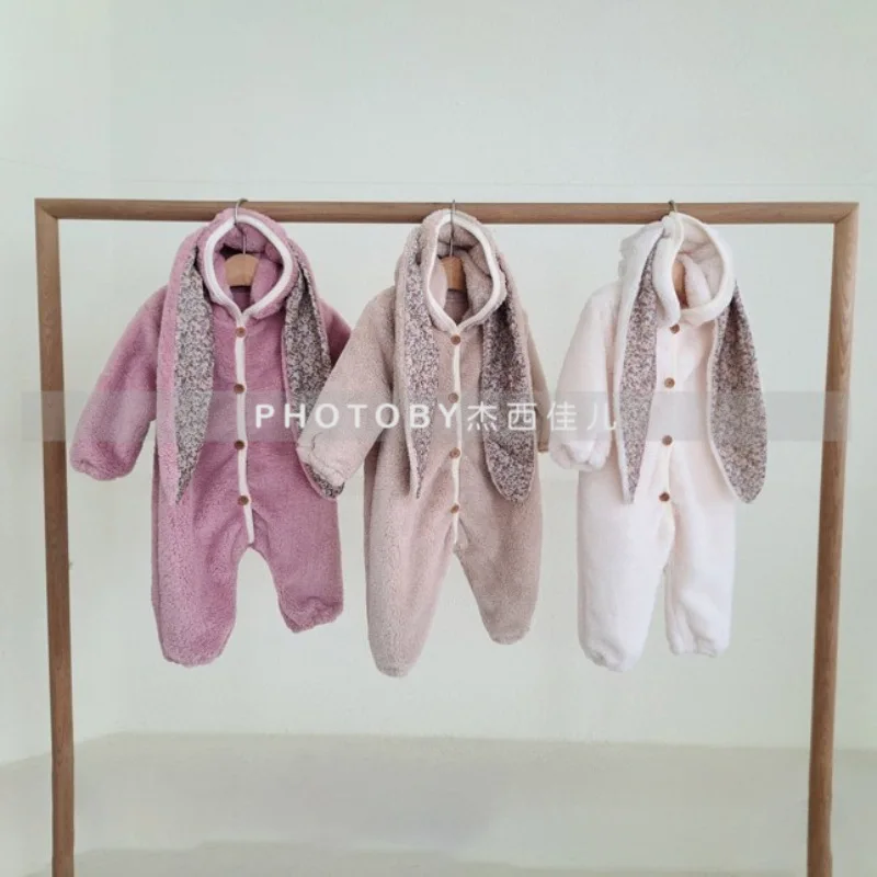 Girls Polar Fleece Rompers 2025 Autumn Winter New Korean Fashionable Casual Daily Sweetheart Bodysuits with Long Ears Hooded
Girls Polar Fleece Rompers 2025 Autumn Winter New Korean Fashionable Casual Daily Sweetheart Bodysuits with Long Ears Hooded