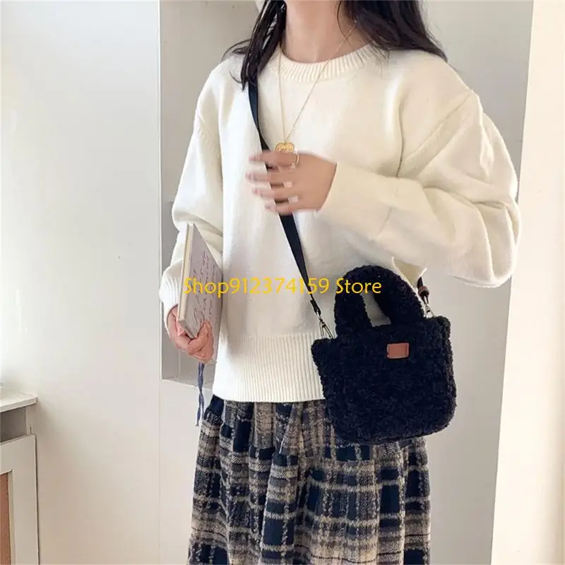 G5AE Women Bag Autumn Winter Shoulder Bag Korean Styles Handbag Purse Plush Crossbody Bag Top Handle Bag Small Square Bag
G5AE Women Bag Autumn Winter Shoulder Bag Korean Styles Handbag Purse Plush Crossbody Bag Top Handle Bag Small Square Bag