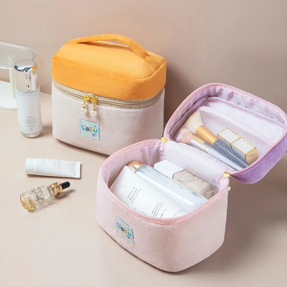 Ladies' Handbags, Travel Cosmetics Storage Bags, Large Capacity, Cultural Bags, Makeup Bags, Portable, Square Makeup Bag
Ladies' Handbags, Travel Cosmetics Storage Bags, Large Capacity, Cultural Bags, Makeup Bags, Portable, Square Makeup Bag