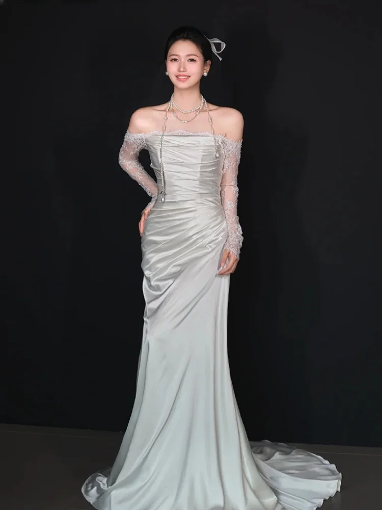 Silk Satin Lightweight Vintage Lace Wedding Dress One Shoulder Fish Tail Gown for Bride Hotel Indoor Use Soft Satin Fabric
Silk Satin Lightweight Vintage Lace Wedding Dress One Shoulder Fish Tail Gown for Bride Hotel Indoor Use Soft Satin Fabric