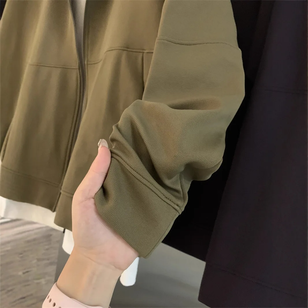 Outdoor High-Quality Washed Rice Grid Fabric! Autumn Men's Stand-Up Collar Sports Jacket
Outdoor High-Quality Washed Rice Grid Fabric! Autumn Men's Stand-Up Collar Sports Jacket