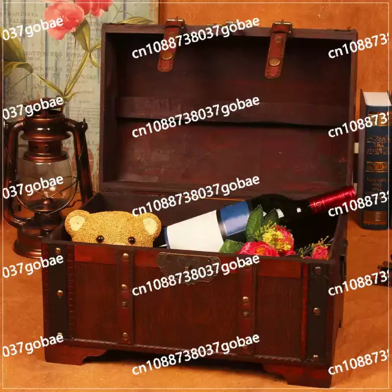 Винтажный деревянный сундук для хранения мелочей в стиле ретро, имитация пиратского сундука, большая деревянная коробка
Винтажный деревянный сундук для хранения мелочей в стиле ретро, имитация пиратского сундука, большая деревянная коробка