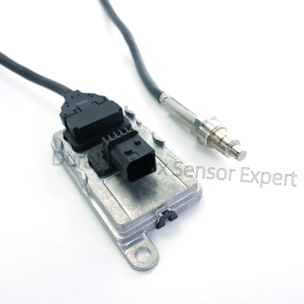 4326868 4326868RX A2C95993600 2139930 1953530 5WK9 6752C 5WK96752C A045S162 NOX Sensor for Cummins DAF Truck Accessories 24V
4326868 4326868RX A2C95993600 2139930 1953530 5WK9 6752C 5WK96752C A045S162 NOX Sensor for Cummins DAF Truck Accessories 24V