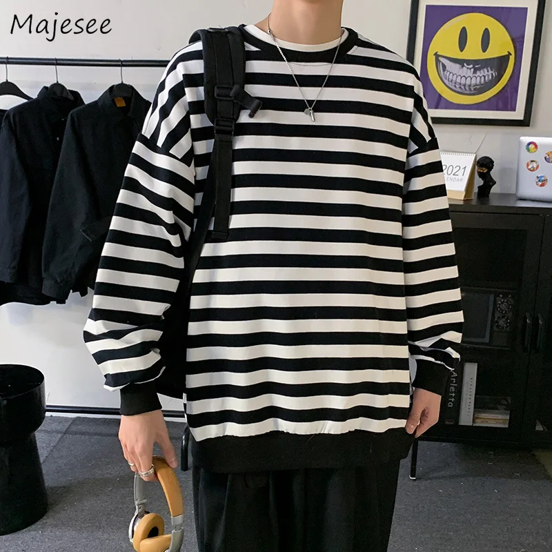 Sweatshirts Men Striped Korean Style Trendy Spring Loose New Students Simple All-match Long Sleeve Ins O-neck Harajuku Plus Size
Sweatshirts Men Striped Korean Style Trendy Spring Loose New Students Simple All-match Long Sleeve Ins O-neck Harajuku Plus Size