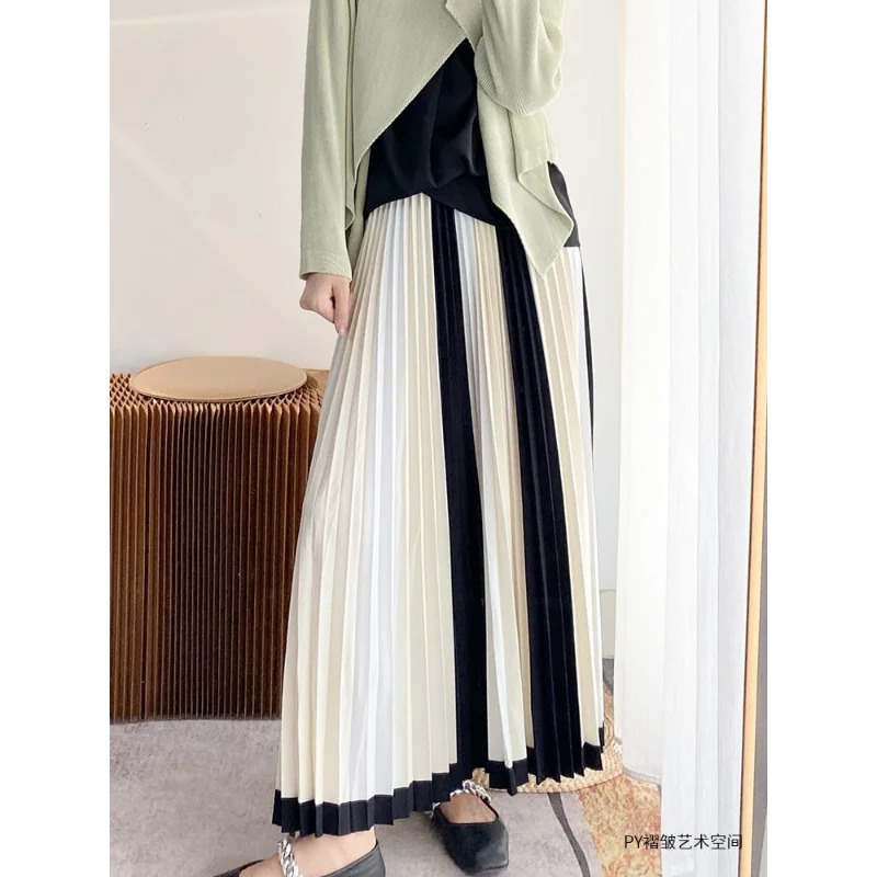 Stylish Pleated Midi Skirt High Waist A Line Flared Skirt With Color Block Design
Stylish Pleated Midi Skirt High Waist A Line Flared Skirt With Color Block Design