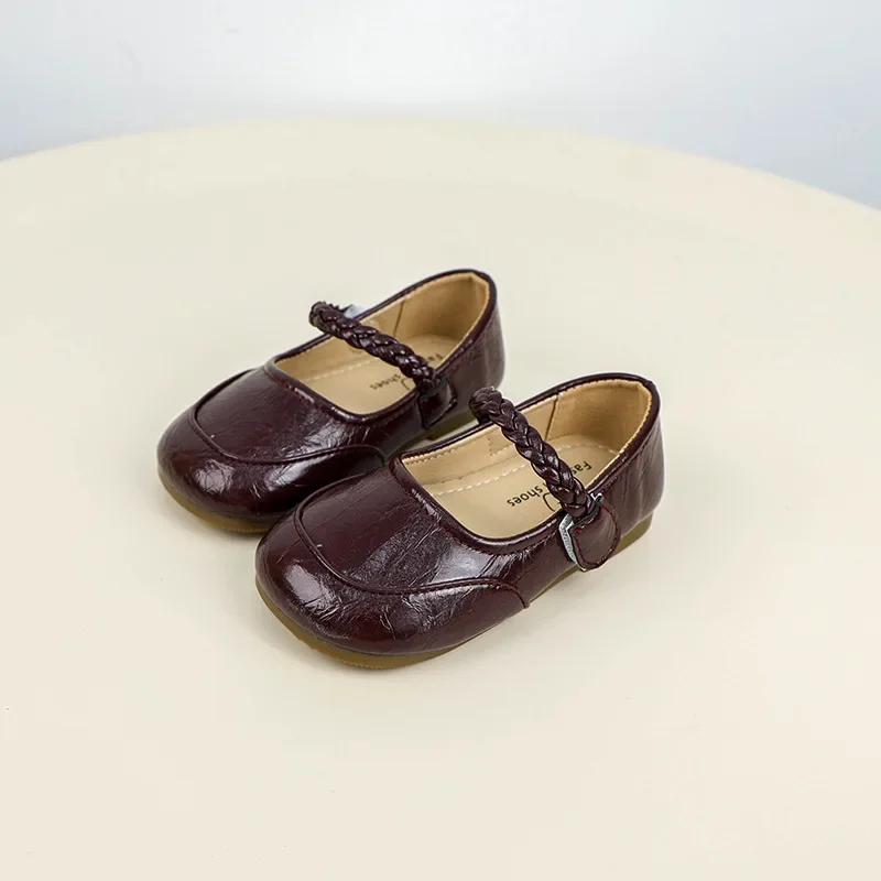 Girl Leather Shoe Solid Color Simple Kids Causal Shoes Princess Versatile Children Fashion Walking Flat Shoes Spring Autumn New
Girl Leather Shoe Solid Color Simple Kids Causal Shoes Princess Versatile Children Fashion Walking Flat Shoes Spring Autumn New