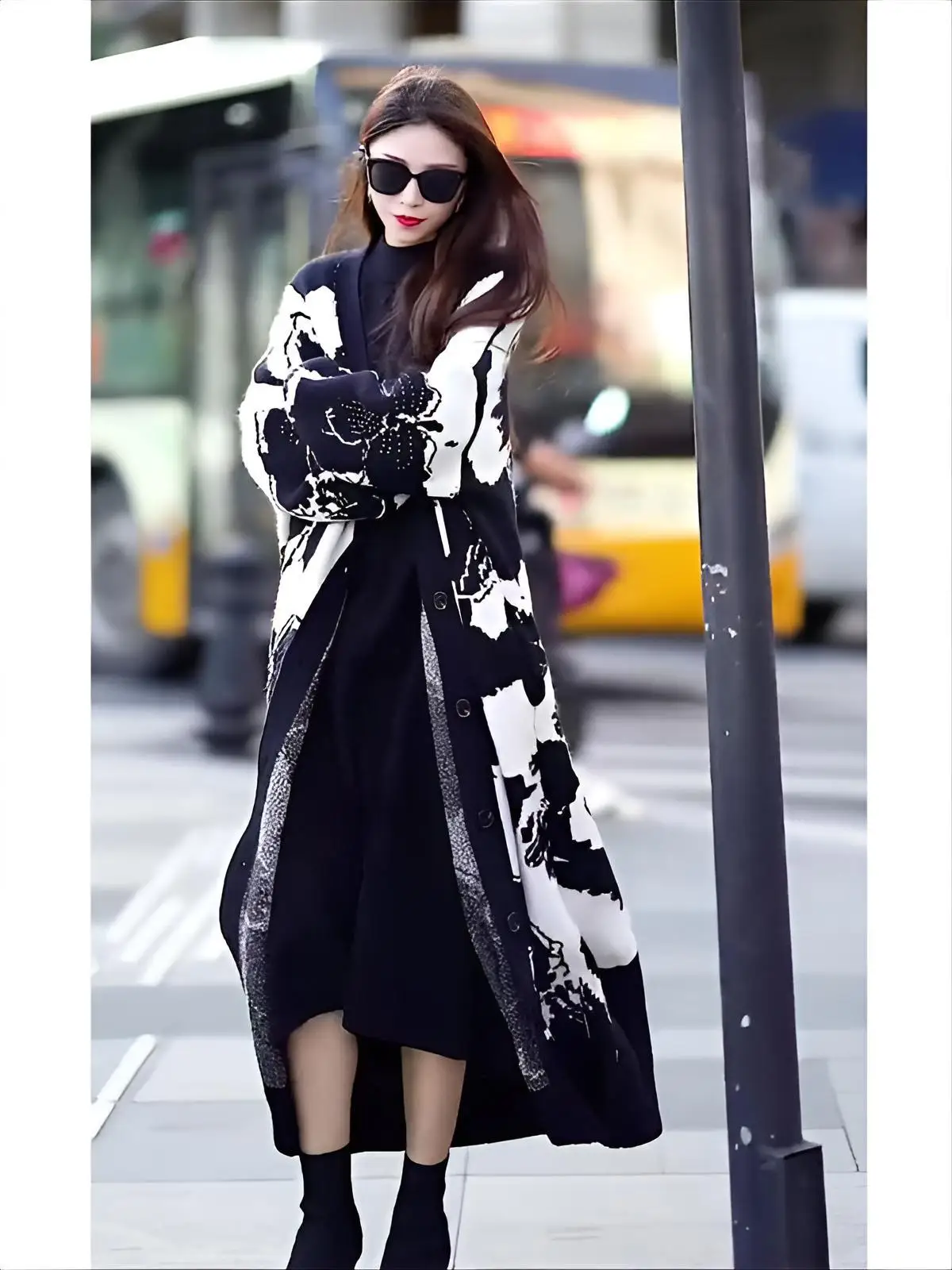 Утепленные кардиганы средней длины для женщин: зимний фэйрикор, с драпировкой, облегающие, с бантом, крупной вязки, с капюшоном, стильные, свободного кроя, с меховой отделкой, нежные
Утепленные кардиганы средней длины для женщин: зимний фэйрикор, с драпировкой, облегающие, с бантом, крупной вязки, с капюшоном, стильные, свободного кроя, с меховой отделкой, нежные