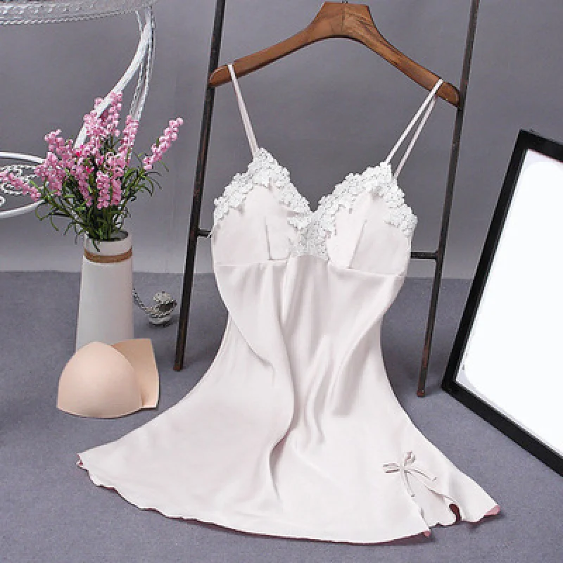 Underwear Plus-size lace camisole robe set
Underwear Plus-size lace camisole robe set