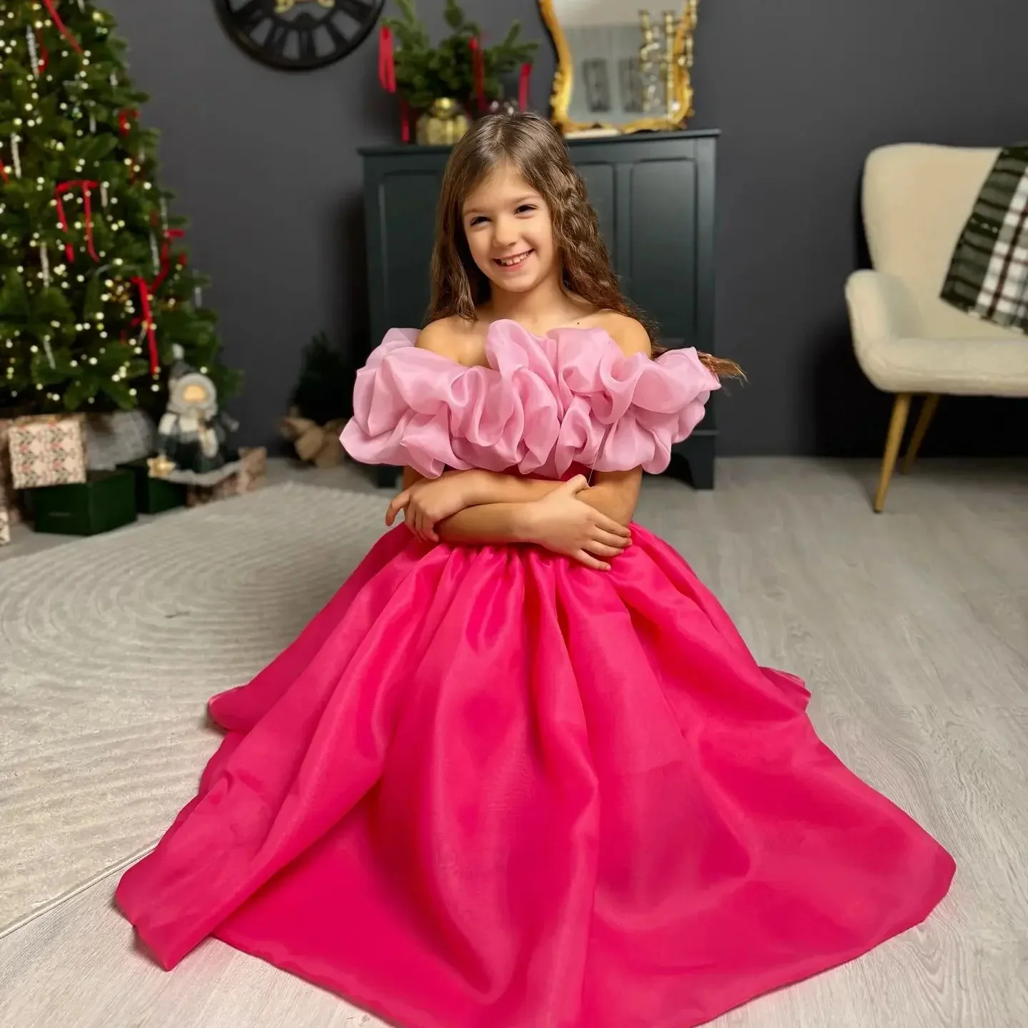 Customized Pink Flower Girl Dresses For Wedding Off Shoulder Floor Length Elegant Kids Photo Shoot Birthday Party Pageant Gown
Customized Pink Flower Girl Dresses For Wedding Off Shoulder Floor Length Elegant Kids Photo Shoot Birthday Party Pageant Gown