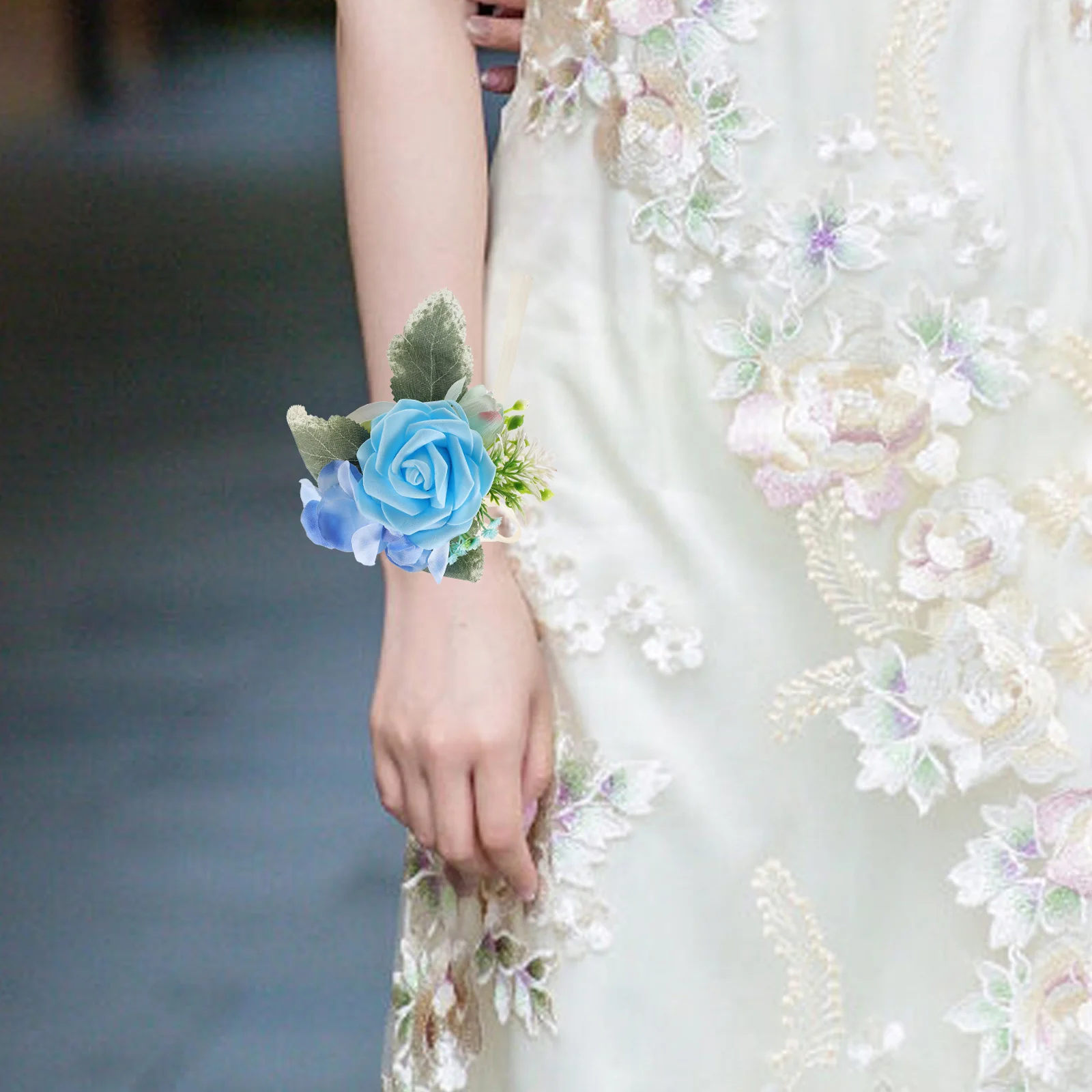 1 Piece Wedding Wrist Corsage Bracelet Artificial Flower Wristband for Bride Bridesmaid Rustic Modern Chinese Style Bridal Hand
1 Piece Wedding Wrist Corsage Bracelet Artificial Flower Wristband for Bride Bridesmaid Rustic Modern Chinese Style Bridal Hand