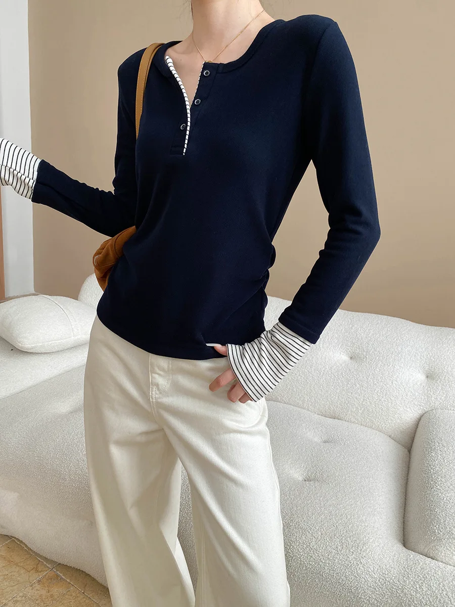 Women's casual and fashionable striped patchwork design, button half placket, waist pinching, slimming long sleeved T-shirt
Women's casual and fashionable striped patchwork design, button half placket, waist pinching, slimming long sleeved T-shirt