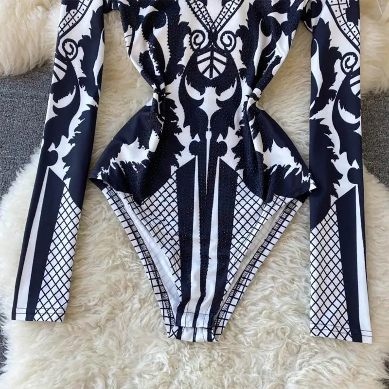 31BF Women Long Sleeve Stand Collar Bodysuit Elegant Vintage Floral Printed for Rhinestone Beaded Leotard Bodycon Fit Top
31BF Women Long Sleeve Stand Collar Bodysuit Elegant Vintage Floral Printed for Rhinestone Beaded Leotard Bodycon Fit Top