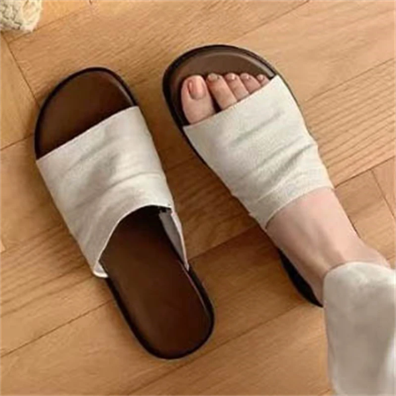 Eilyken Summer Fashion Pleated Open Toe Women Slippers Comfortable Flat Heels Beach Casual Shoes Female Sandals
Eilyken Summer Fashion Pleated Open Toe Women Slippers Comfortable Flat Heels Beach Casual Shoes Female Sandals