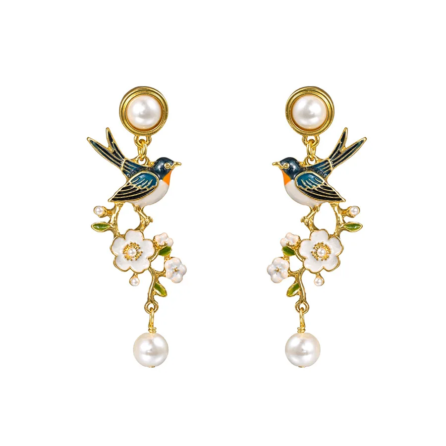 Medieval New Fashion Enamel Glaze Wintersweet Flowers Swallow Bird Pearl Long Earrings New Chinese Style National Style Earrings
Medieval New Fashion Enamel Glaze Wintersweet Flowers Swallow Bird Pearl Long Earrings New Chinese Style National Style Earrings