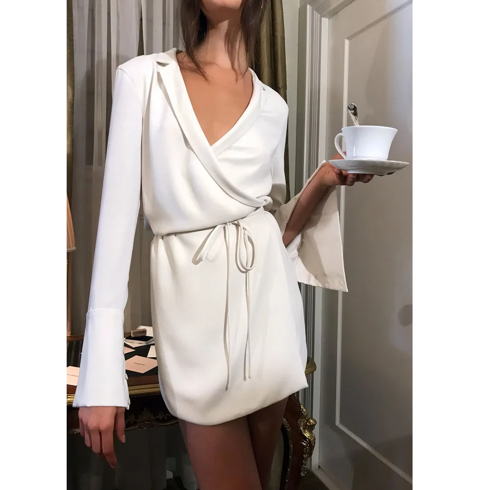 Ele V-ne Long Sve Wrap Bodycon Dr Slimming Waist Design High-end Faionable Casual Silk Satin Fabric Dr
Ele V-ne Long Sve Wrap Bodycon Dr Slimming Waist Design High-end Faionable Casual Silk Satin Fabric Dr