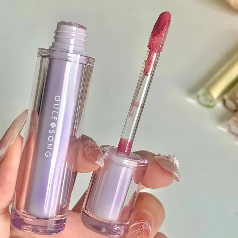 Frozen tea mirror lip glaze with moisturizing and nourishing essence to fade lip lines, waterproof and long-lasting lipstick
Frozen tea mirror lip glaze with moisturizing and nourishing essence to fade lip lines, waterproof and long-lasting lipstick