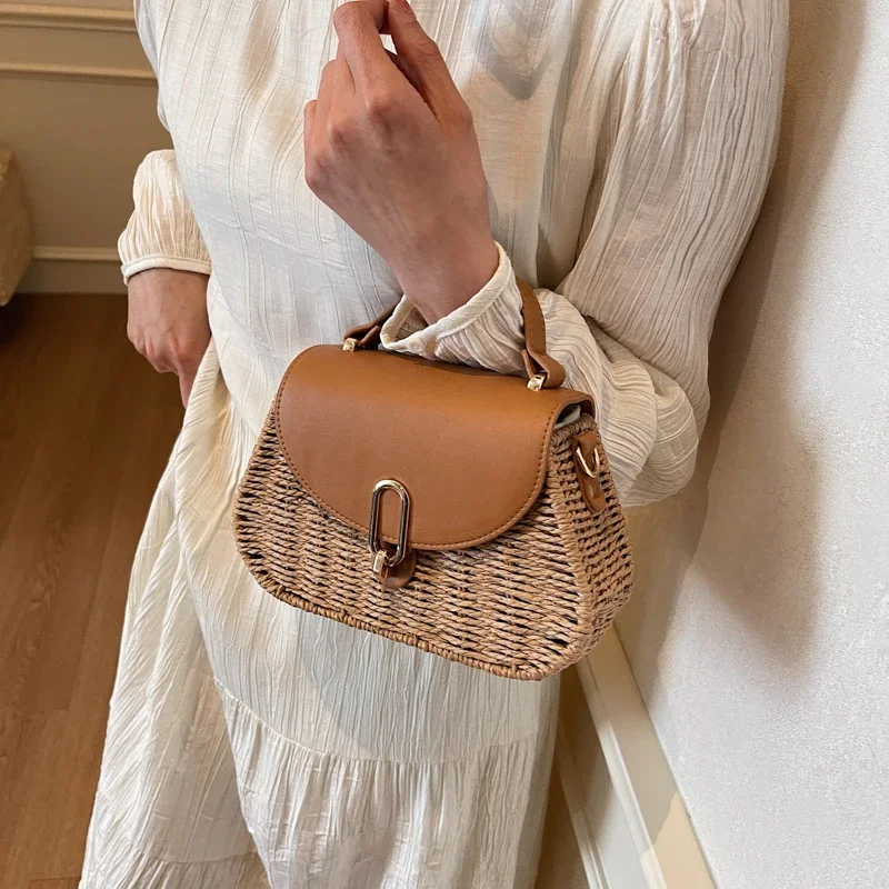 Straw Beach Bag PU Leather Summer Shoulder Bag Flap Handbag Handmade Crossbody Bag for Women
Straw Beach Bag PU Leather Summer Shoulder Bag Flap Handbag Handmade Crossbody Bag for Women