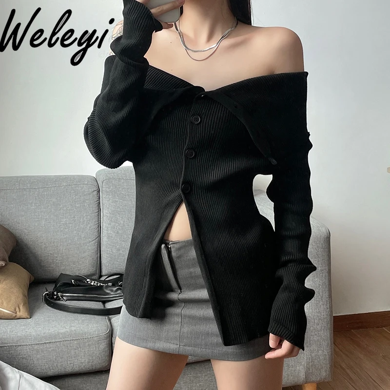 Autumn and Winter New Off Shoulder Knitted Sweater Hot Girl Sexy Button Split Fork Black Long Sleeve Knit Jumper Top Pull Femme
Autumn and Winter New Off Shoulder Knitted Sweater Hot Girl Sexy Button Split Fork Black Long Sleeve Knit Jumper Top Pull Femme