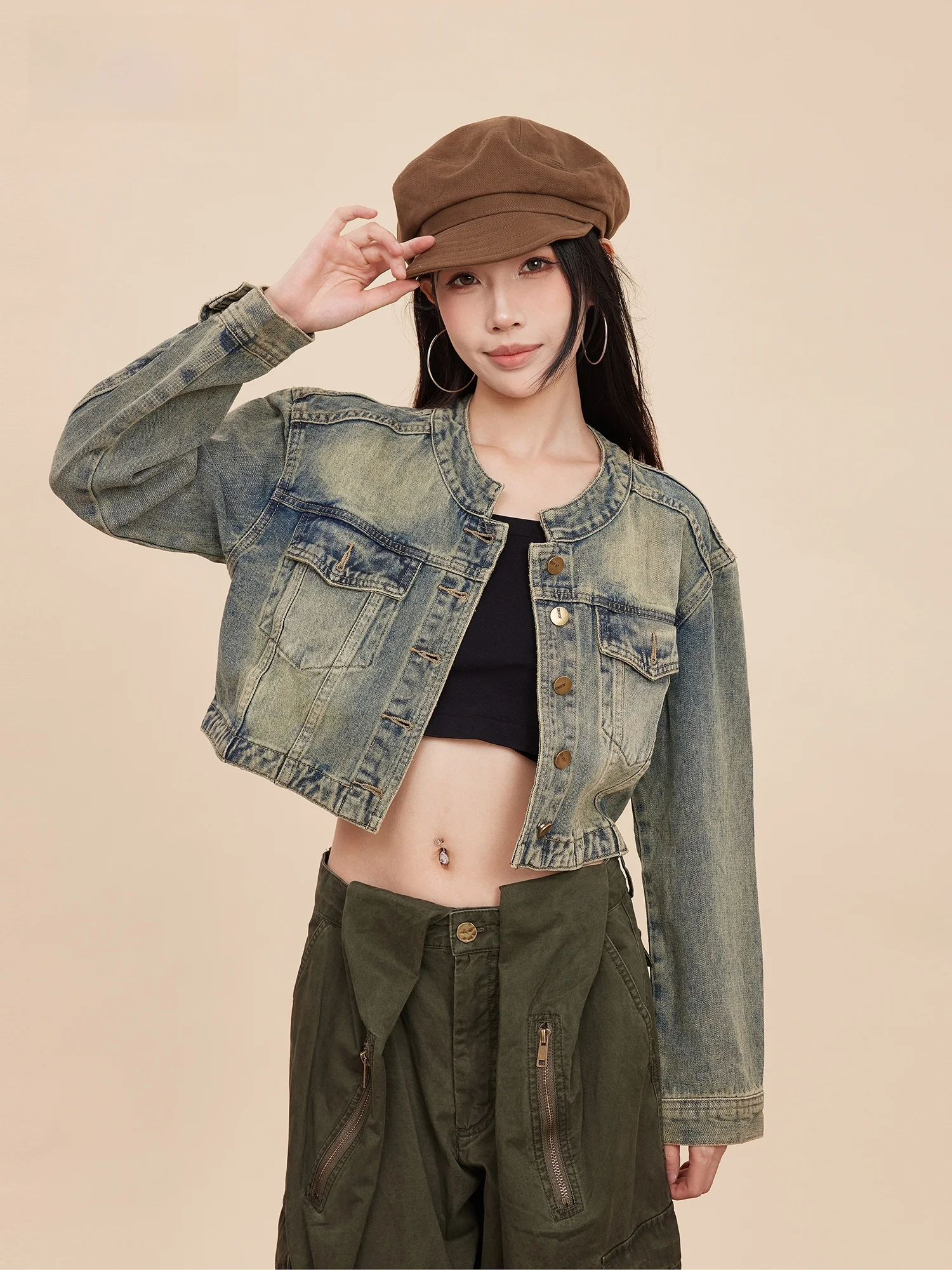 E.D.X American Style Short Women's Denim Jacket Vintage Casual Versatile Cotton Coat for Autumn Outdoor Ladies Fashion
E.D.X American Style Short Women's Denim Jacket Vintage Casual Versatile Cotton Coat for Autumn Outdoor Ladies Fashion