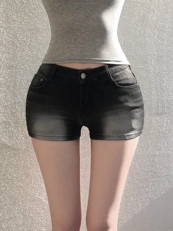Low Waist Korean Style Slimming Short Jeans Women's Fashionable Worn-look Cuffed Low Waist Wide Hip Short Shorts Casual Cotton
Low Waist Korean Style Slimming Short Jeans Women's Fashionable Worn-look Cuffed Low Waist Wide Hip Short Shorts Casual Cotton