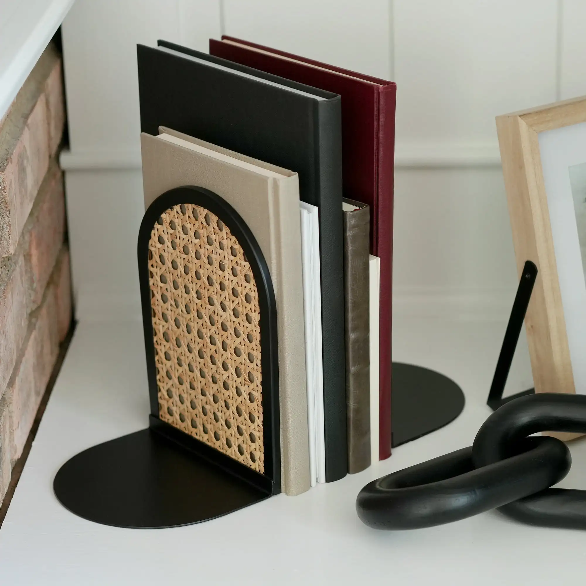(3 pack) Home Decor Collection Arched Black Metal and Natural Rattan Indoor Tabletop Bookends
(3 pack) Home Decor Collection Arched Black Metal and Natural Rattan Indoor Tabletop Bookends