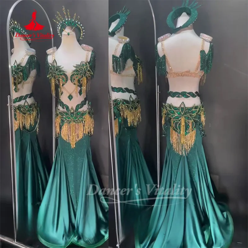 BellyDance Outfit Women Customized High End Luxury Performance Costumes Oriental Dancing Competition Clothing Dance's Vitality
BellyDance Outfit Women Customized High End Luxury Performance Costumes Oriental Dancing Competition Clothing Dance's Vitality