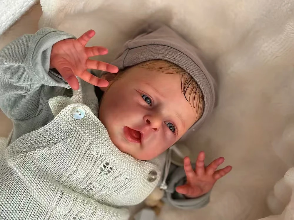 FBBD Индивидуальная ограниченная поставка 18-дюймовая кукла Reborn Baby Levi с укорененными волосами, уже готовая кукла с различным платьем
FBBD Индивидуальная ограниченная поставка 18-дюймовая кукла Reborn Baby Levi с укорененными волосами, уже готовая кукла с различным платьем
