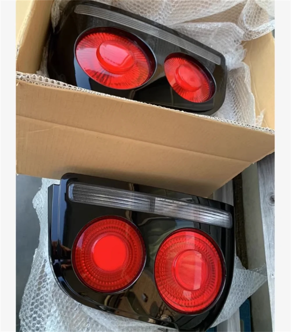 Car LED Taillight Assembly for Nissan GTR R34 Rear lamp Tail light reverse Turn signal 2pcs
Car LED Taillight Assembly for Nissan GTR R34 Rear lamp Tail light reverse Turn signal 2pcs