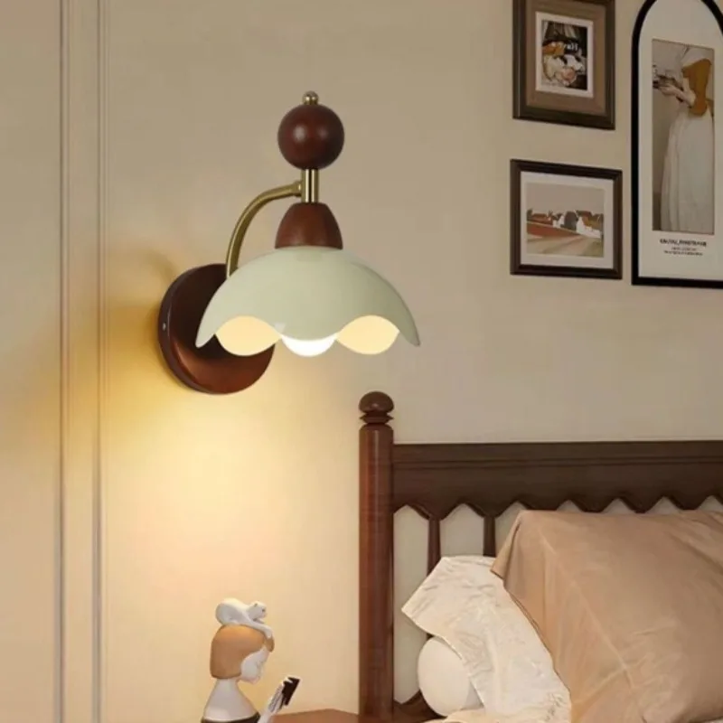 Retro Eggshell Wall Lamp Bedroom Bedside Lamp Medieval Japanese Walnut Ash Wood Solid Wood Background Wall Light
Retro Eggshell Wall Lamp Bedroom Bedside Lamp Medieval Japanese Walnut Ash Wood Solid Wood Background Wall Light