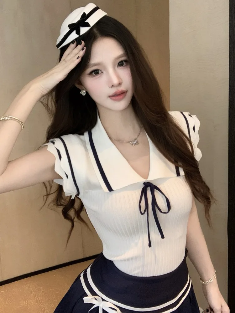 College Style Slim Fit Knitted Sleeveless High Waist Pleated Short Skirt Two Piece Set for Women Summer New Arrival Youthful ...
College Style Slim Fit Knitted Sleeveless High Waist Pleated Short Skirt Two Piece Set for Women Summer New Arrival Youthful ...