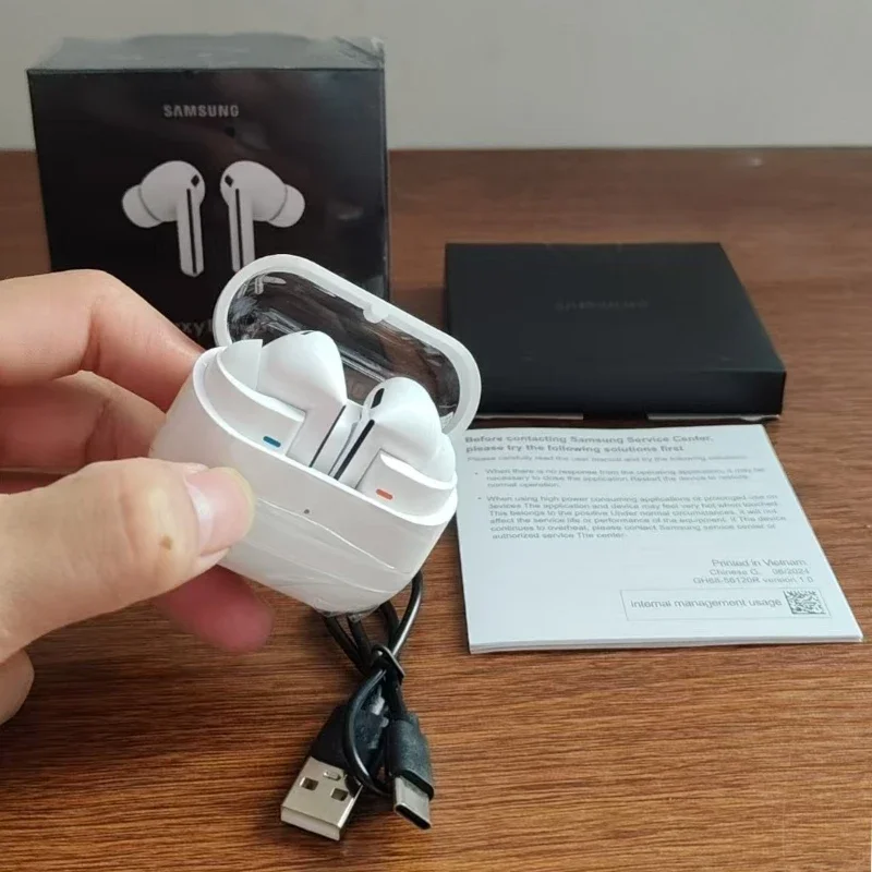 nuevos auriculares inalámbricos Bluetooth de alta gama R630 Buds3Pro en los auriculares inteligentes del oído 
nuevos auriculares inalámbricos Bluetooth de alta gama R630 Buds3Pro en los auriculares inteligentes del oído