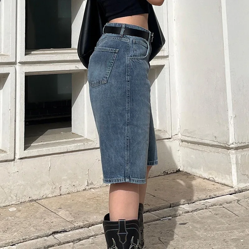 Street Trendsetters With Basic Simplicity, Fashion, Washed Five Part Straight Tube, Slimming And Loose Casual Jeans, Mid Pants
Street Trendsetters With Basic Simplicity, Fashion, Washed Five Part Straight Tube, Slimming And Loose Casual Jeans, Mid Pants