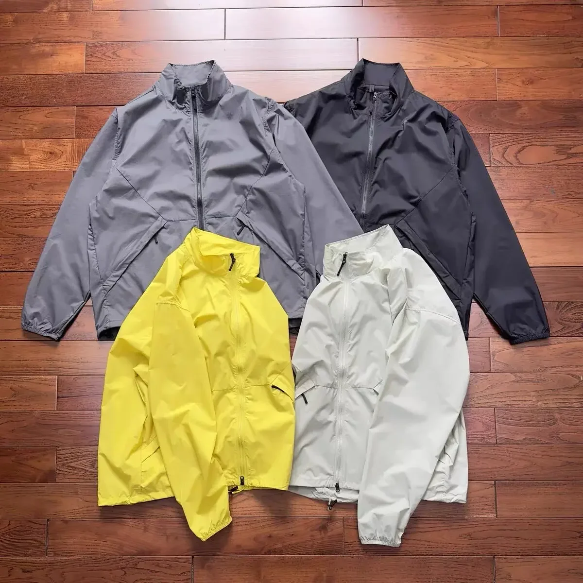 Japan Winning Jacket: Lightweight, Packable, and Functional Outdoor Sun Protection Jacket with Stand Collar
Japan Winning Jacket: Lightweight, Packable, and Functional Outdoor Sun Protection Jacket with Stand Collar