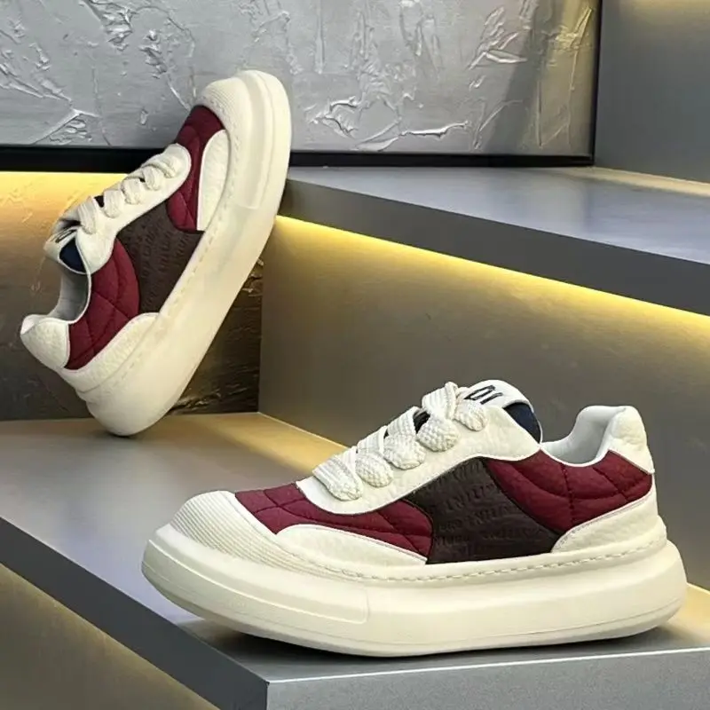 Мужские кеды для активного отдыха, повседневные спортивные прогулочные туфли, нескользящие, дышащие, вулканизированные, на толстой подошве, модные студенческие туфли
Мужские кеды для активного отдыха, повседневные спортивные прогулочные туфли, нескользящие, дышащие, вулканизированные, на толстой подошве, модные студенческие туфли