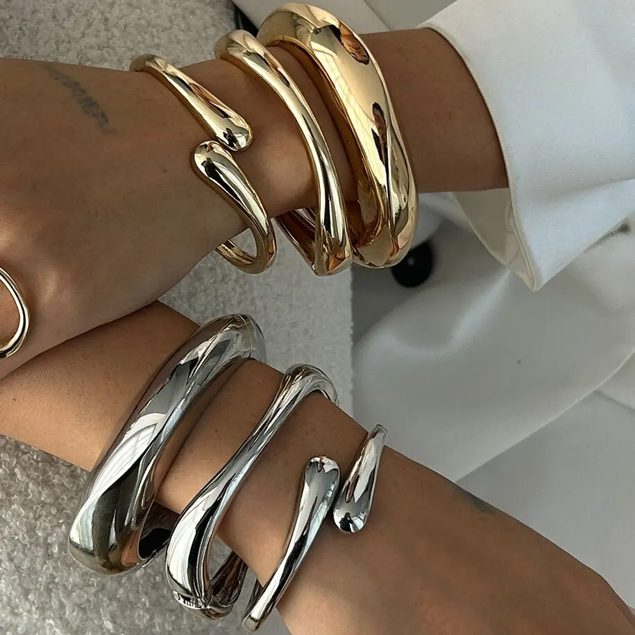 PuRui Luxury Waterdrop Shaped Smooth Open Spring Bangle For Women Jewelry Steampunk Heavy Metal Bangle Jewelry Accessories Gift
PuRui Luxury Waterdrop Shaped Smooth Open Spring Bangle For Women Jewelry Steampunk Heavy Metal Bangle Jewelry Accessories Gift