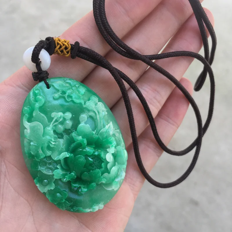 Natural Raw Stone Dushan Jade Yang Cui Full Color Butterfly Love Flower Unisex Gift Pendant Tag Palace Style Pendant
Natural Raw Stone Dushan Jade Yang Cui Full Color Butterfly Love Flower Unisex Gift Pendant Tag Palace Style Pendant