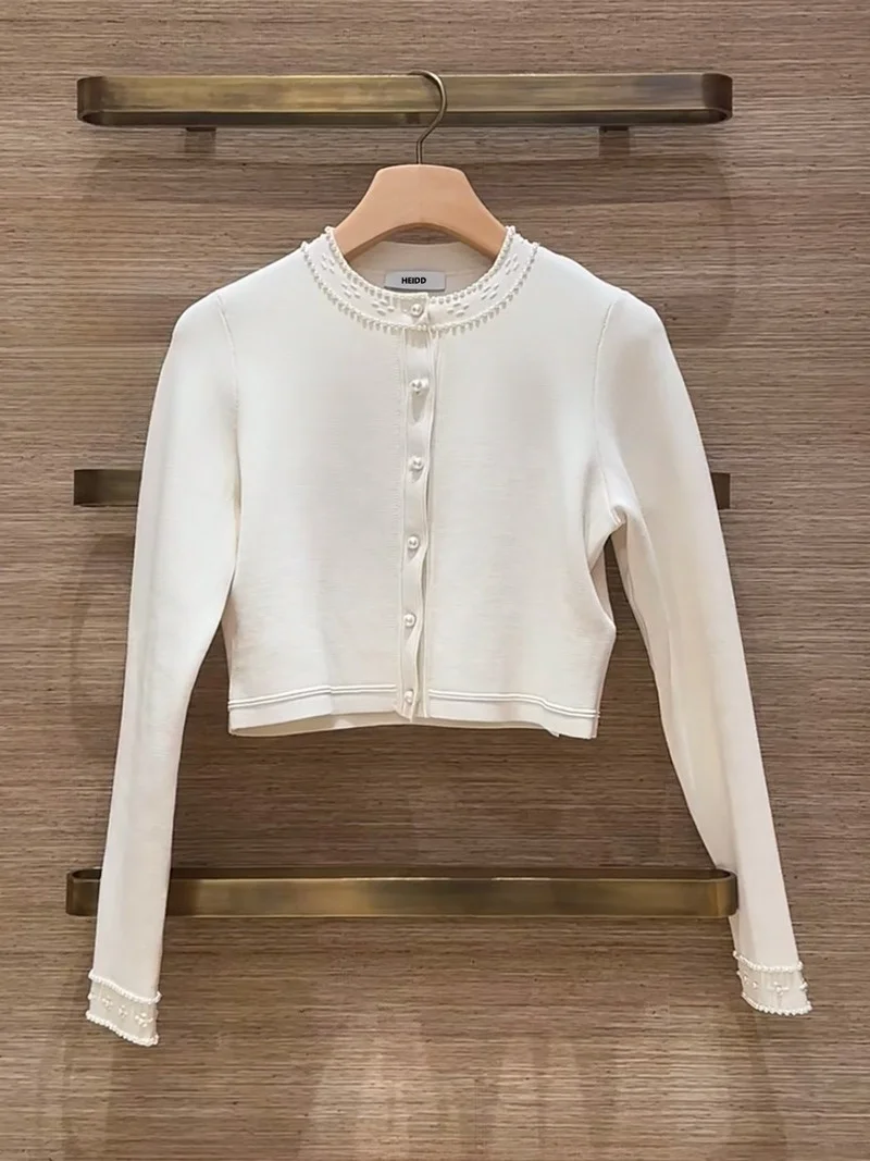 Soft Pearled Decorated round Neck Long Sleeve Knitted Sweater Gentle Fragrance Style Spring Collection Women's Fashion Knitwear
Soft Pearled Decorated round Neck Long Sleeve Knitted Sweater Gentle Fragrance Style Spring Collection Women's Fashion Knitwear