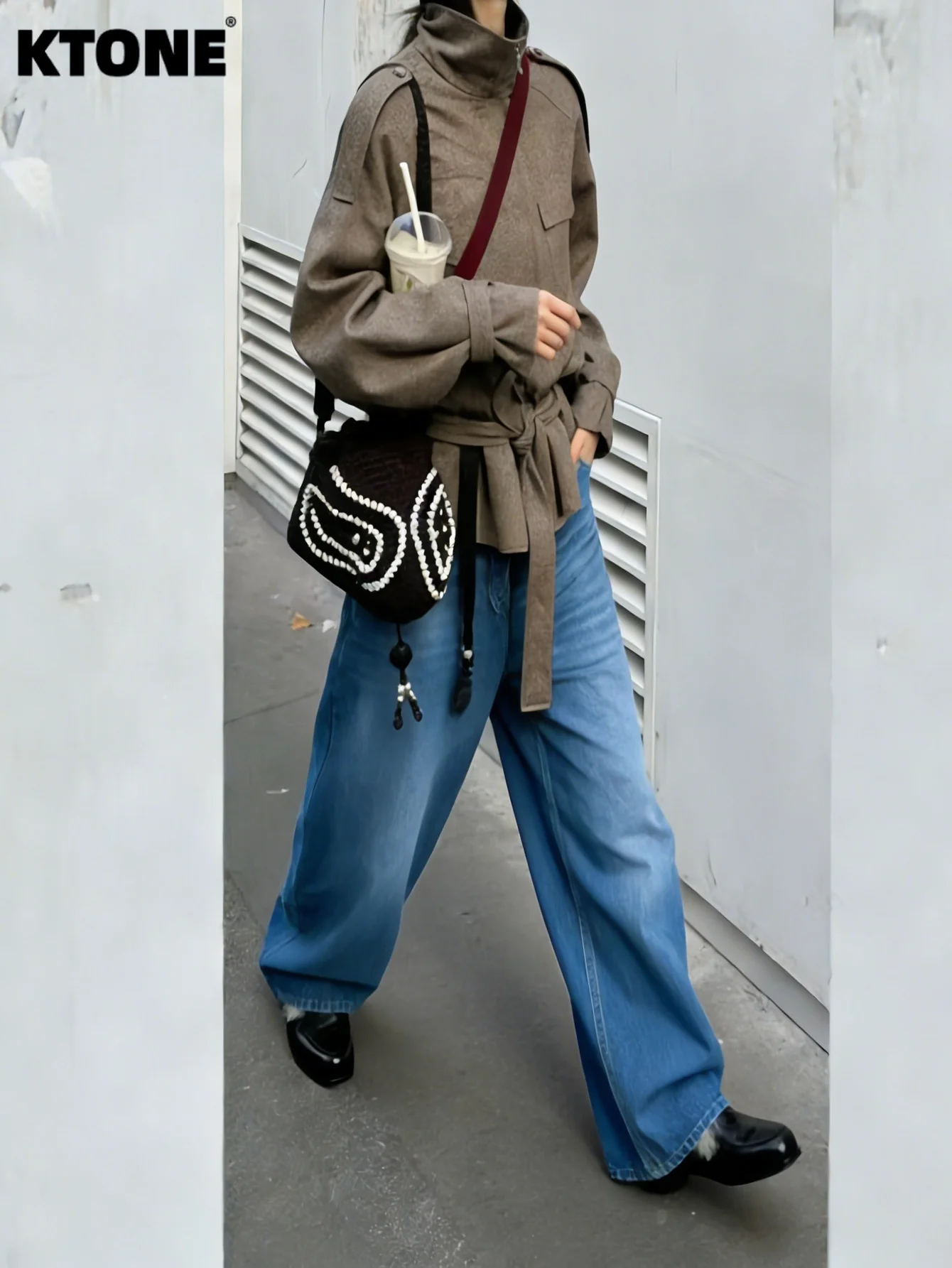 Vintage Jeans Men's Blue Baggy Denim Light Retro Y2K Drip For Dating No accessories or belts included
Vintage Jeans Men's Blue Baggy Denim Light Retro Y2K Drip For Dating No accessories or belts included